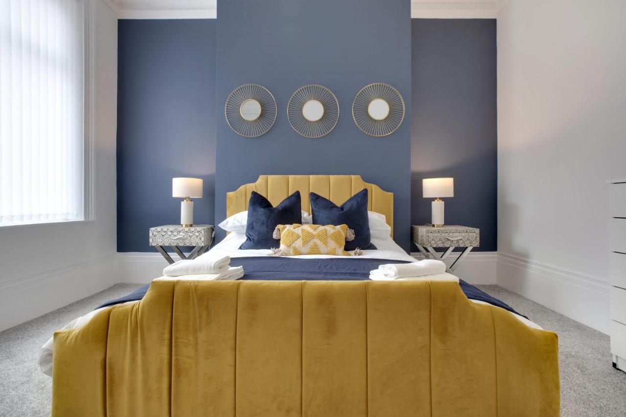 Stunning 4-Bedroom, 2 Bathrooms In Sunderland Sunderland  Esterno foto
