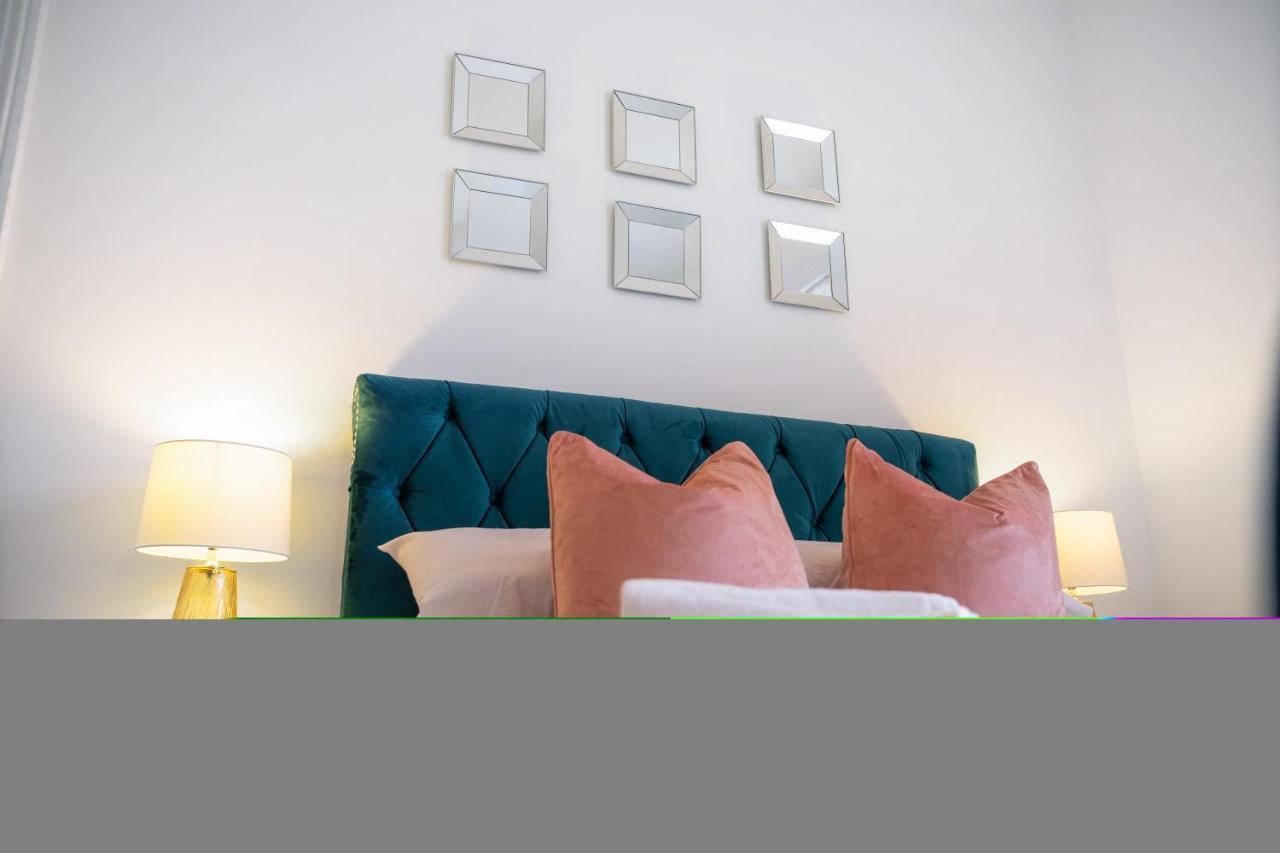 Stunning 4-Bedroom, 2 Bathrooms In Sunderland Sunderland  Esterno foto